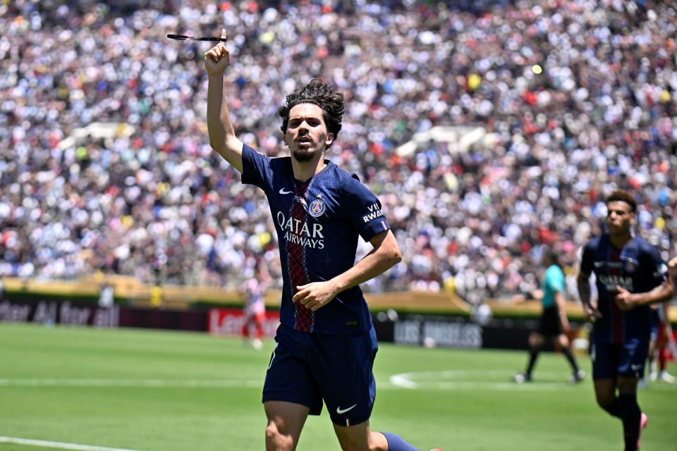 出众让杨瀚 出众让杨瀚